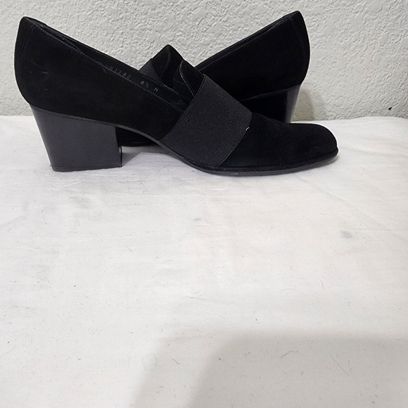 Stuart Weitzman Black Pumps Size 8.5 N - Picture 4 of 12